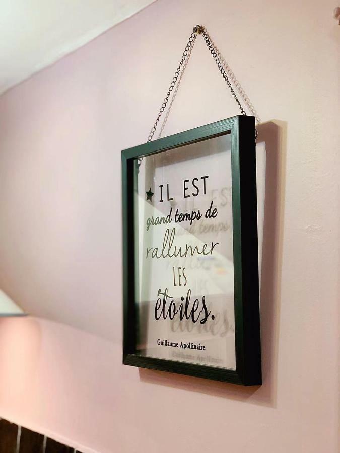 Studio Paris Bagian luar foto